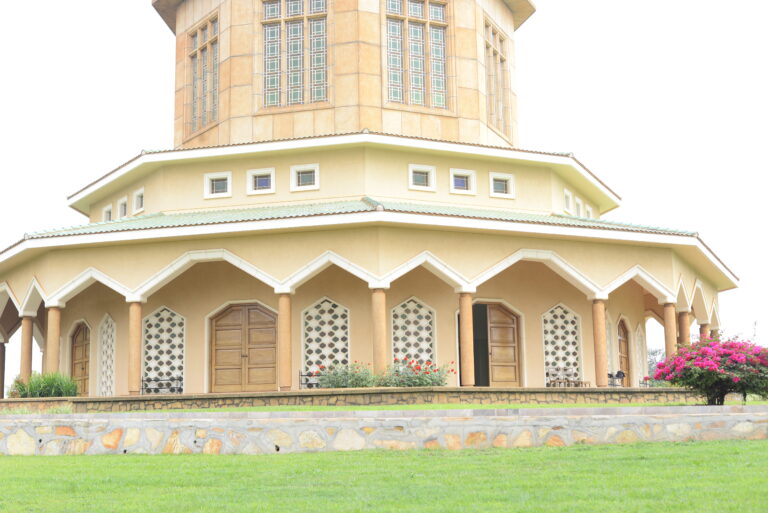 Read more about the article The Bahá’í Temple: Kampala’s Hilltop Haven of Peace